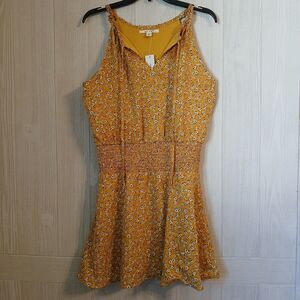 Francesca's Miami Tessie R22 Women's Size M Mustard Yellow Floral Keyhole Dress